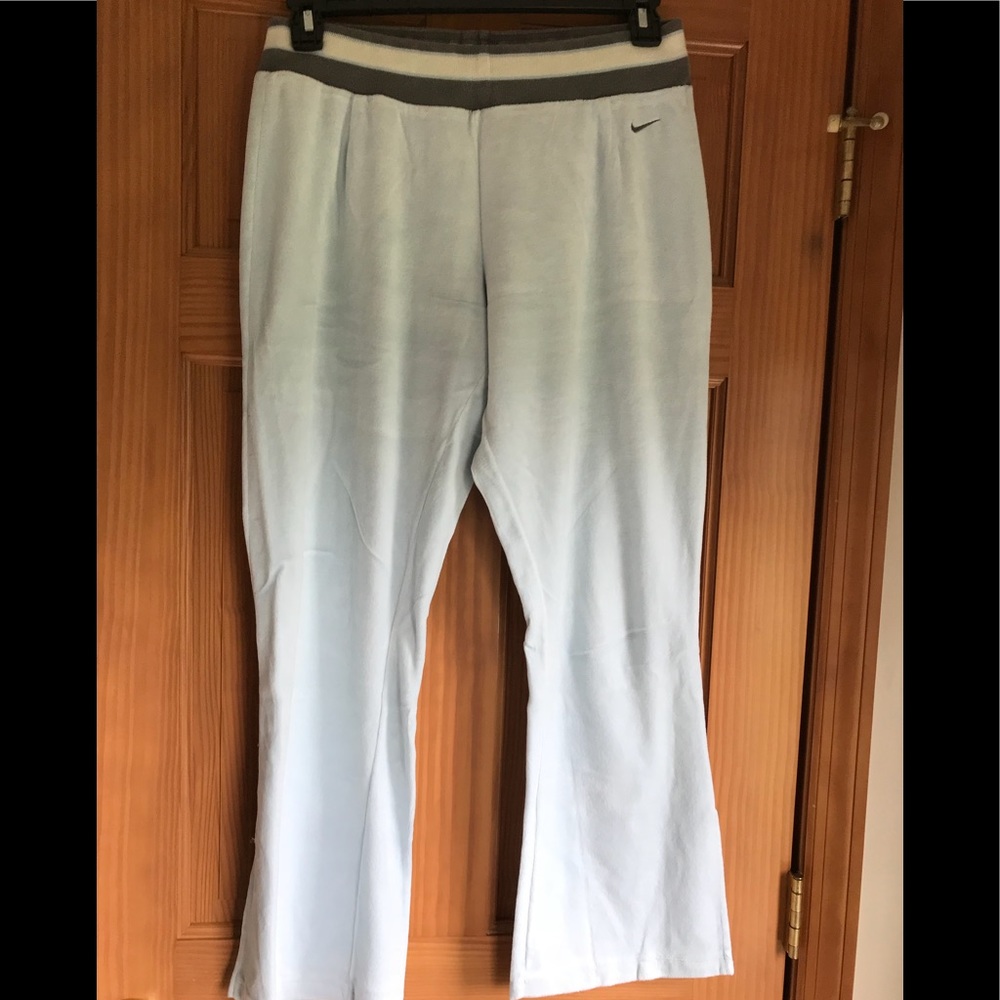 Nike sweatshirt - Picture 4 of 6
